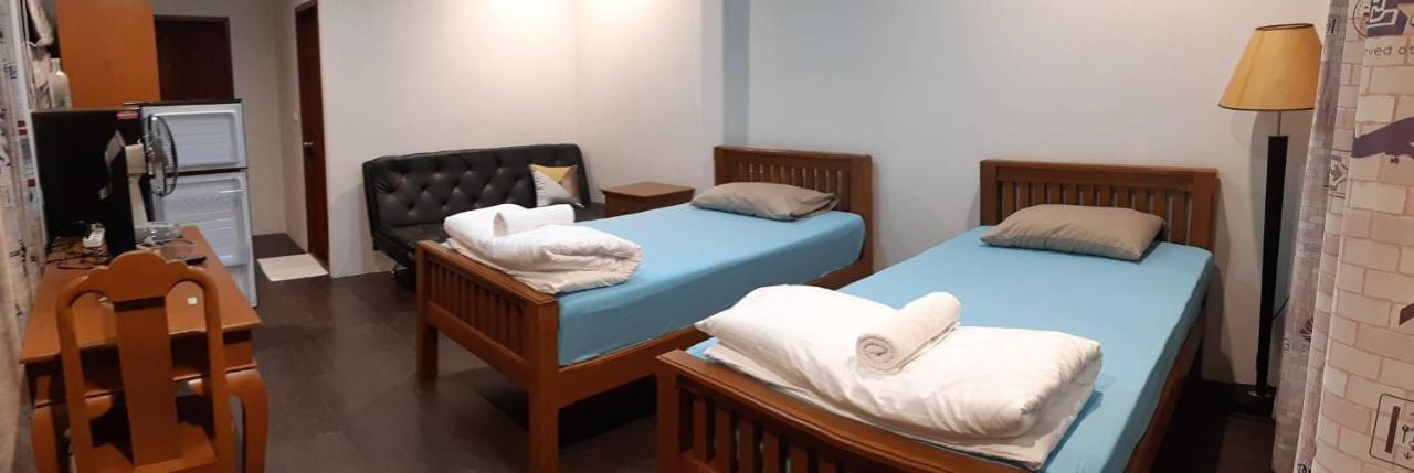Baan Nernkhao Hotel Nong Prue Buitenkant foto